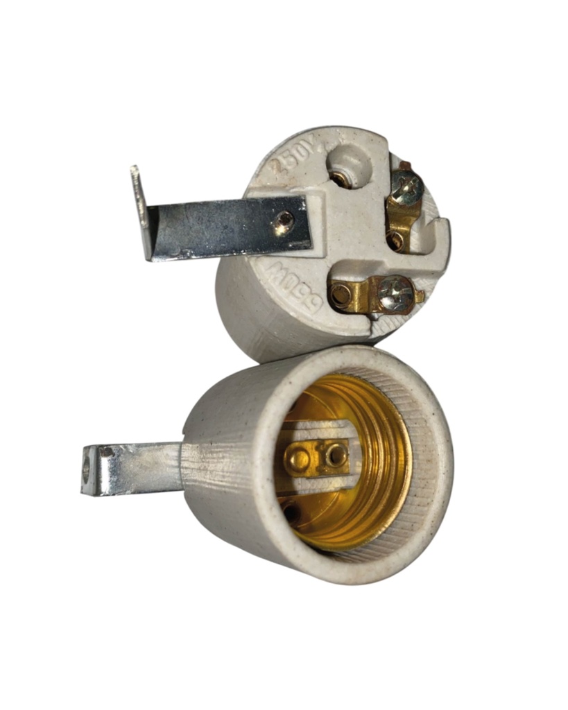 SOCATE DE PORCELANA PLETINA SY520C 250V.